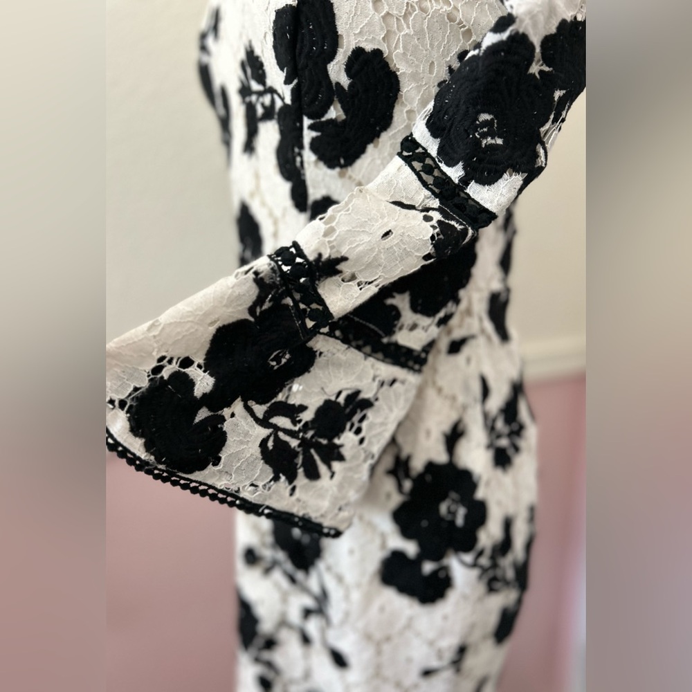 Adelyn Rae size M - Picture 7 of 13